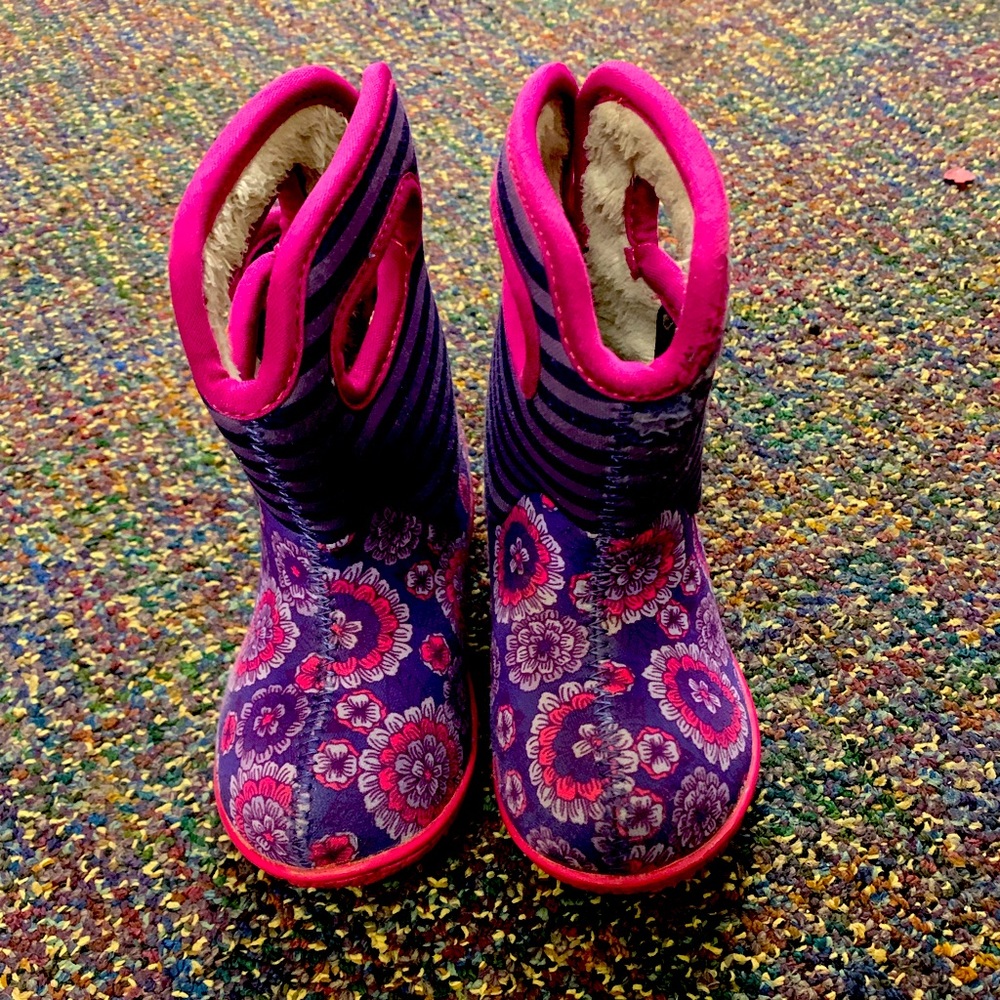 Girls bogs boots